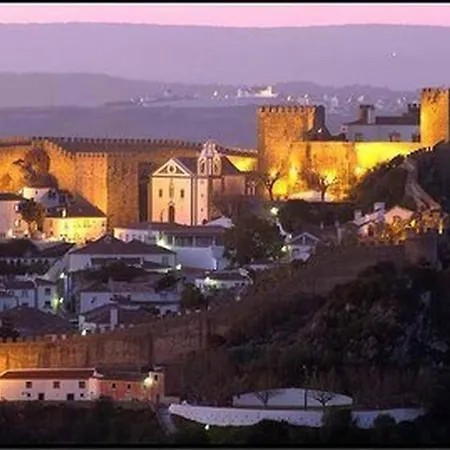 Castle Holidays - Casa Maria D Bidos Casa de Férias *